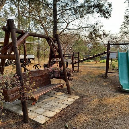 Acacia Bush Lodge Питермарицбург Экстерьер фото
